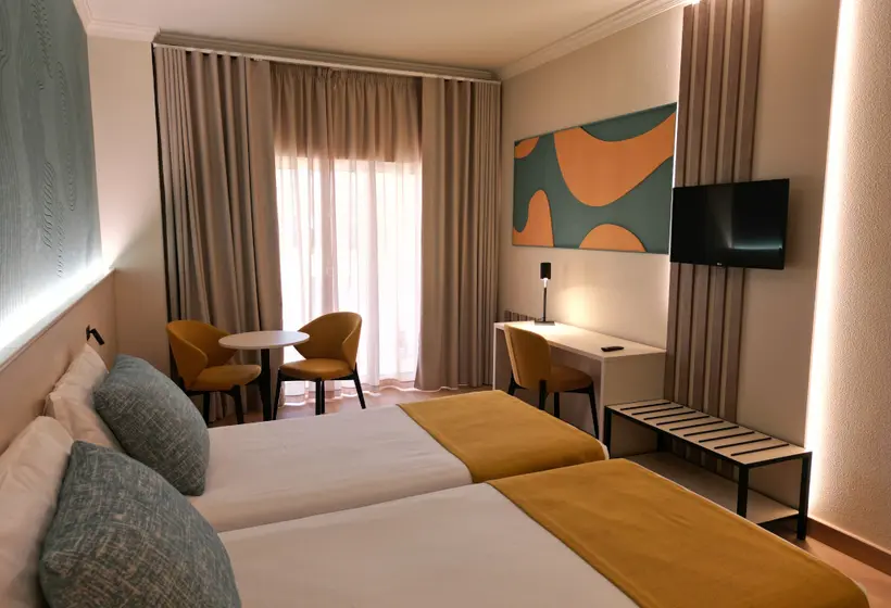 غرفة قياسية, Ukino Palmeiras Village