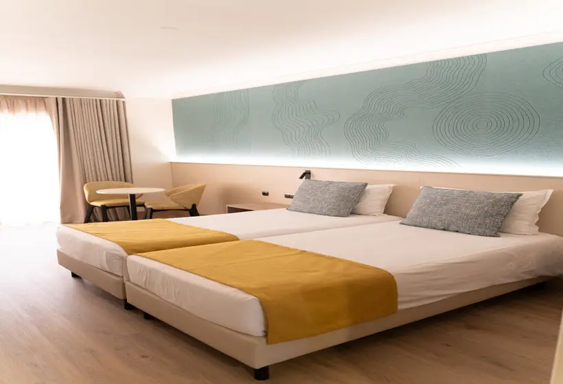 غرفة قياسية, Ukino Palmeiras Village