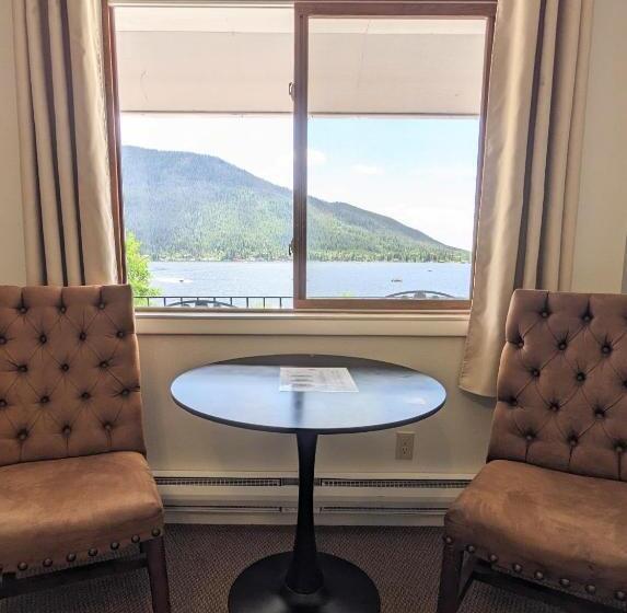 غرفة قياسية سرير كينج, Western Riviera Lakeside Lodging