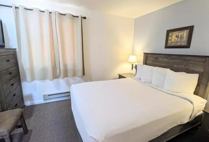 スイート, Western Riviera Lakeside Lodging