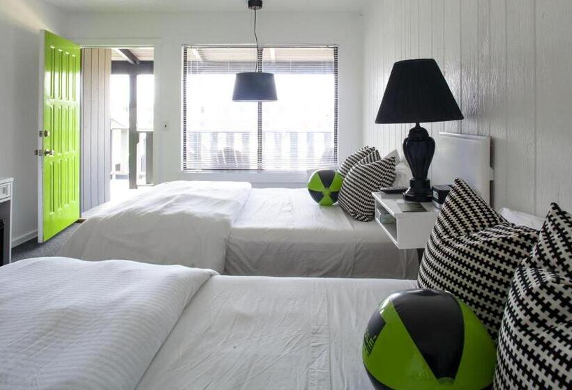 غرفه قياسيه سريرين مزدوجين, Sole East Beach