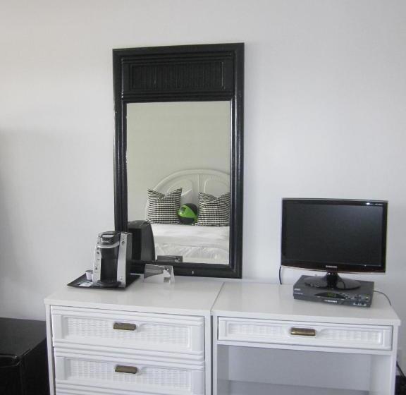 جناح سرير كينج, Sole East Beach