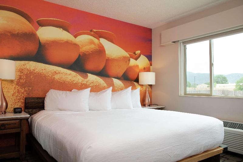 Номер Стандарт, Staybridge Suites Midvale, An Ihg