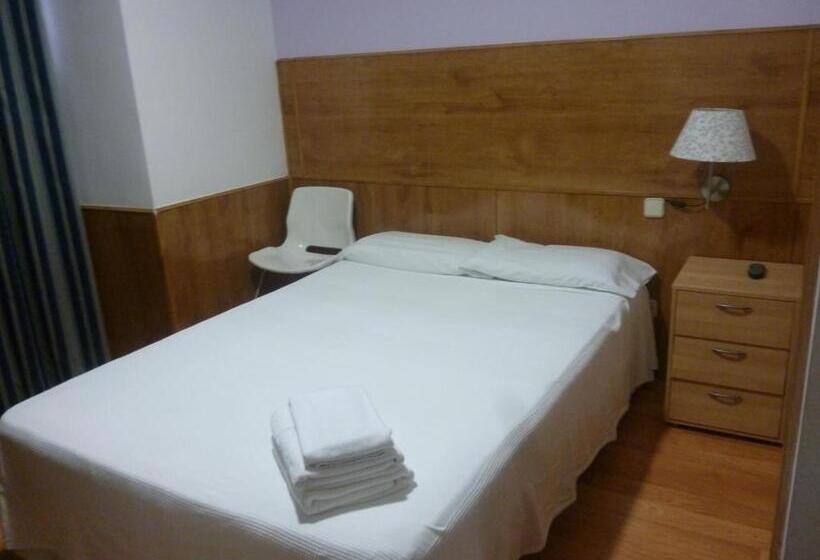 اتاق استاندارد با تخت دوبل, Hostal San Blas