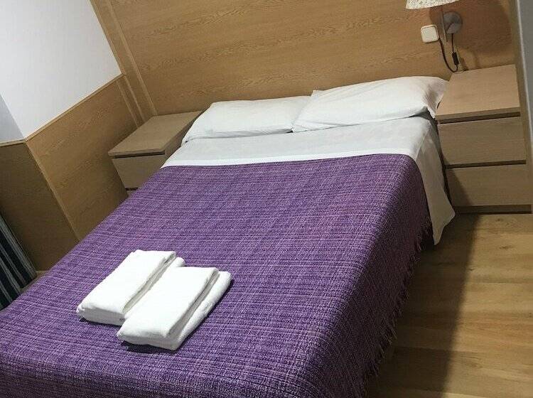 اتاق استاندارد با تخت دوبل, Hostal San Blas