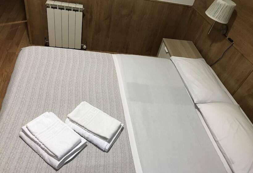 اتاق استاندارد با تخت دوبل, Hostal San Blas