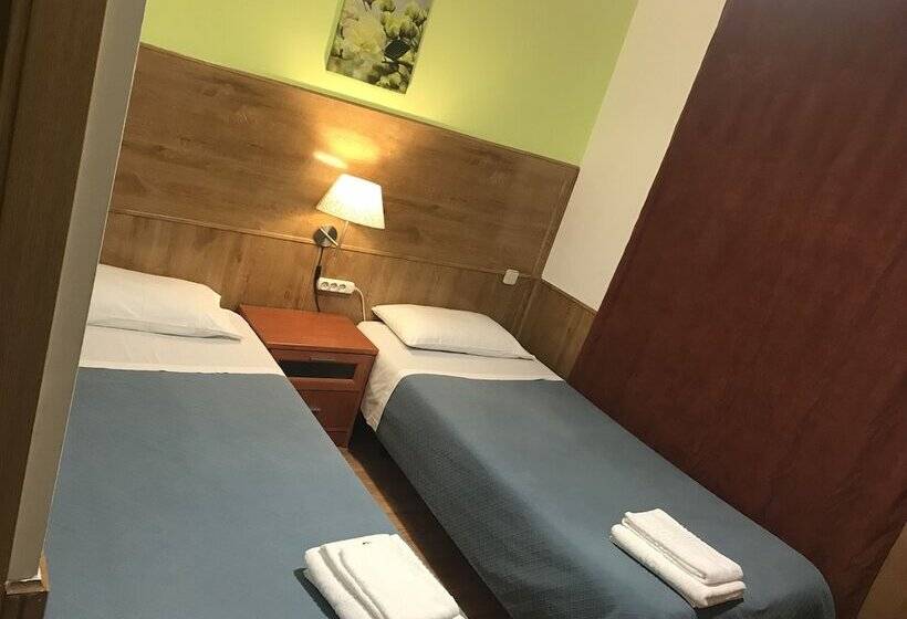 اتاق استاندارد, Hostal San Blas