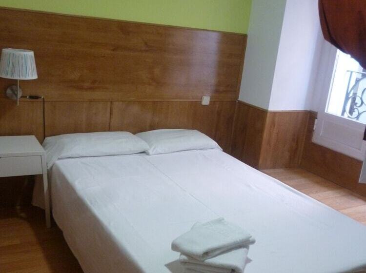 اتاق استاندارد با تخت دوبل, Hostal San Blas