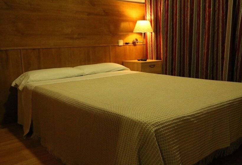 اتاق استاندارد با تخت دوبل, Hostal San Blas