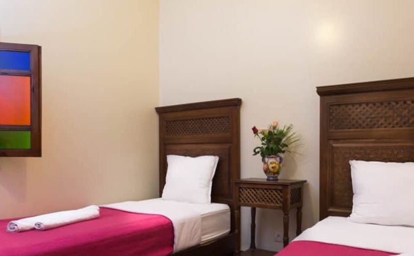 اتاق استاندارد سه تخته با سرویس بهداشتی مشترک, Atlas