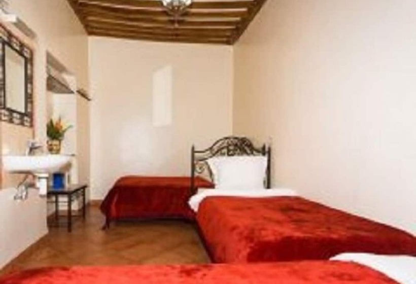 اتاق خانوادگی با سرویس بهداشتی مشترک, Atlas