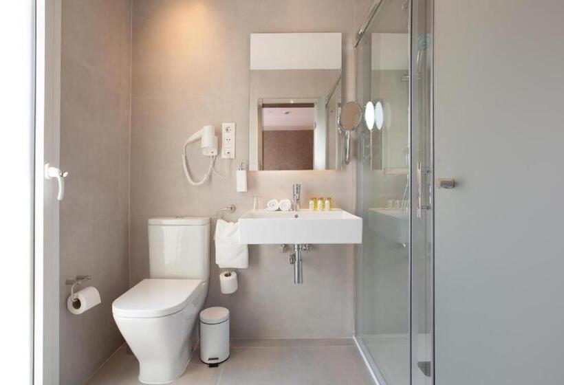 اتاق اکونومی, Casa Trafalgar Barcelona