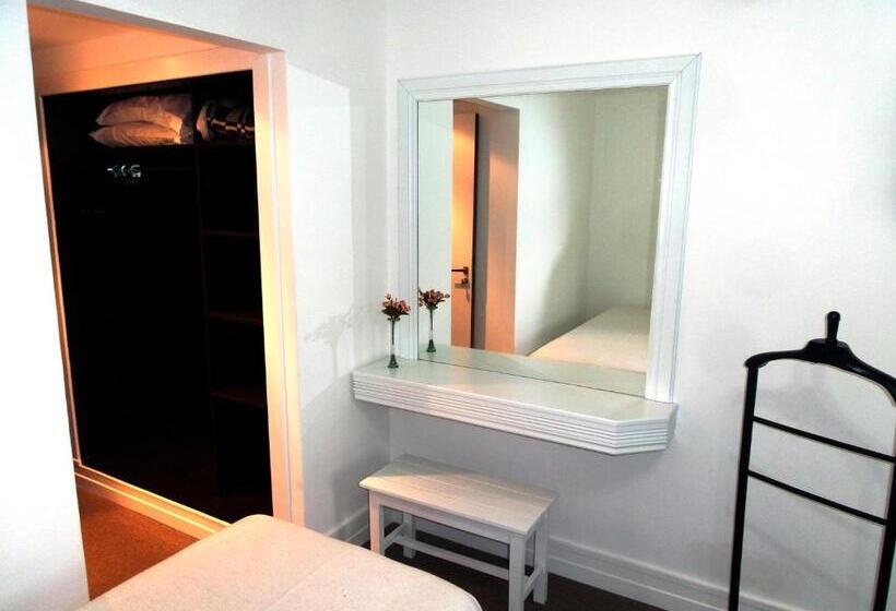 エクゼクティブルーム, Corbel