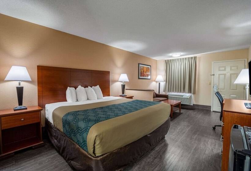 キングサイズベッドのスイートルーム, Econo Lodge Inn & Suites Cayce I 26 Airport