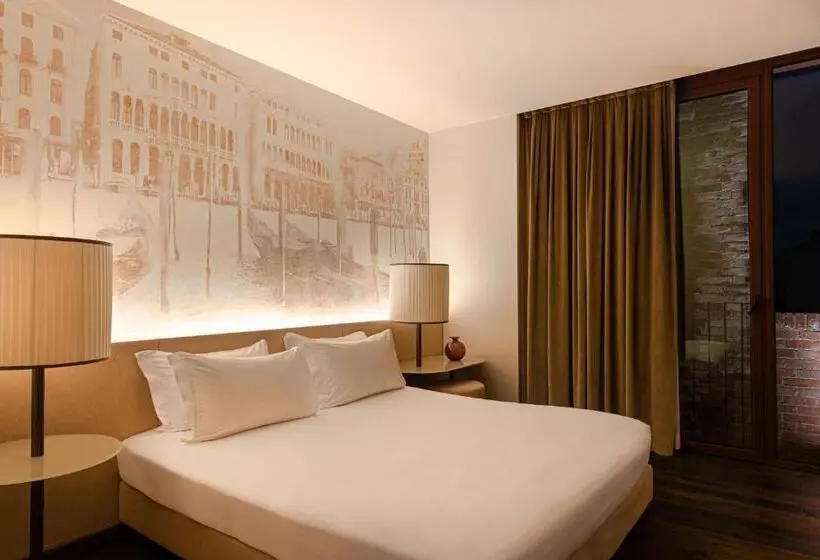 キングサイズベッドのスタンダードルーム, Hyatt Centric Murano Venice