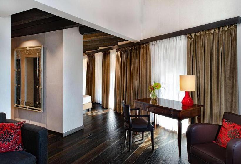 可观景的套房, Hyatt Centric Murano Venice