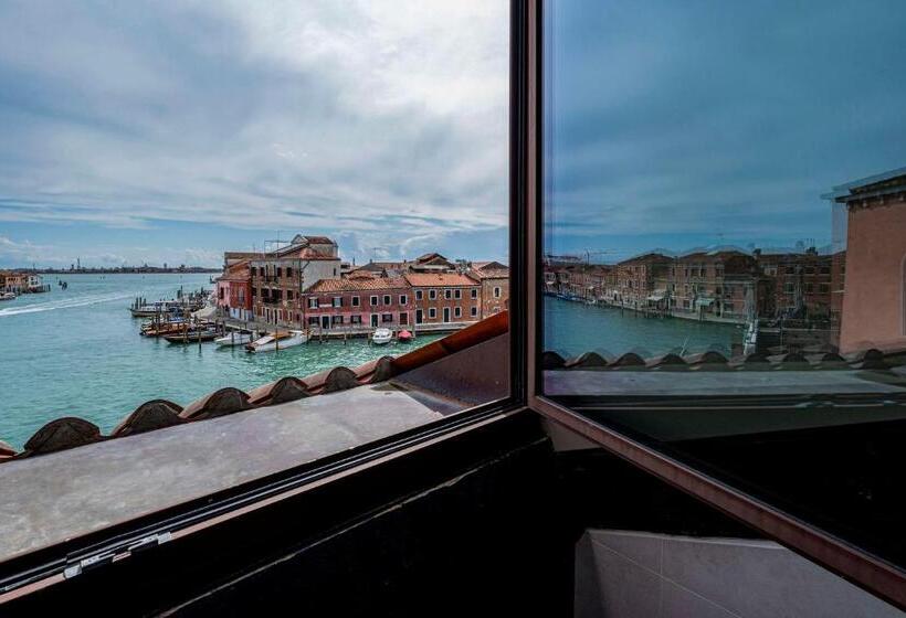 可观景的套房, Hyatt Centric Murano Venice