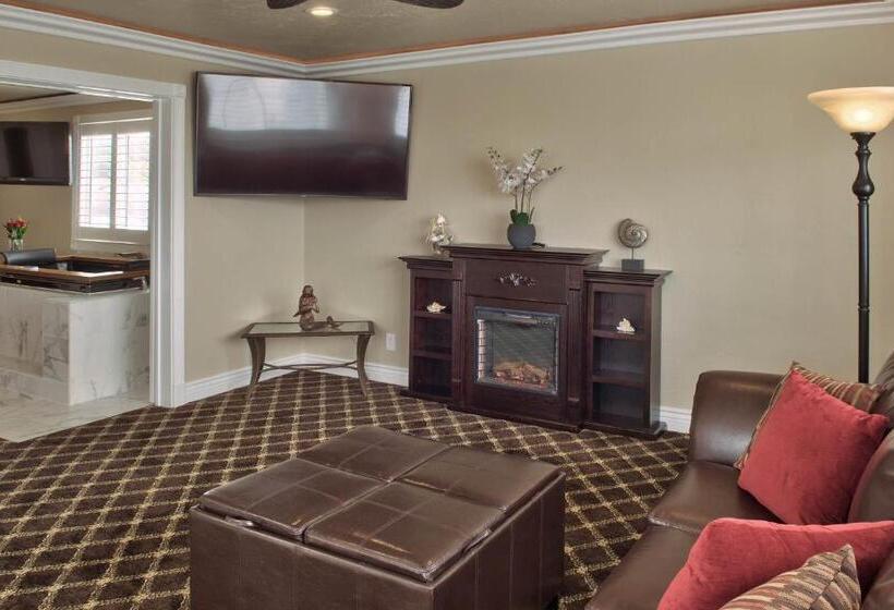 جناح سرير كينج, Lovers Point Inn