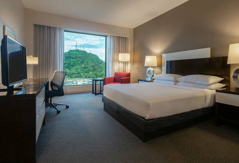 חדר דלוקס נוף לעיר, Marriott Panama Hotel Albrook