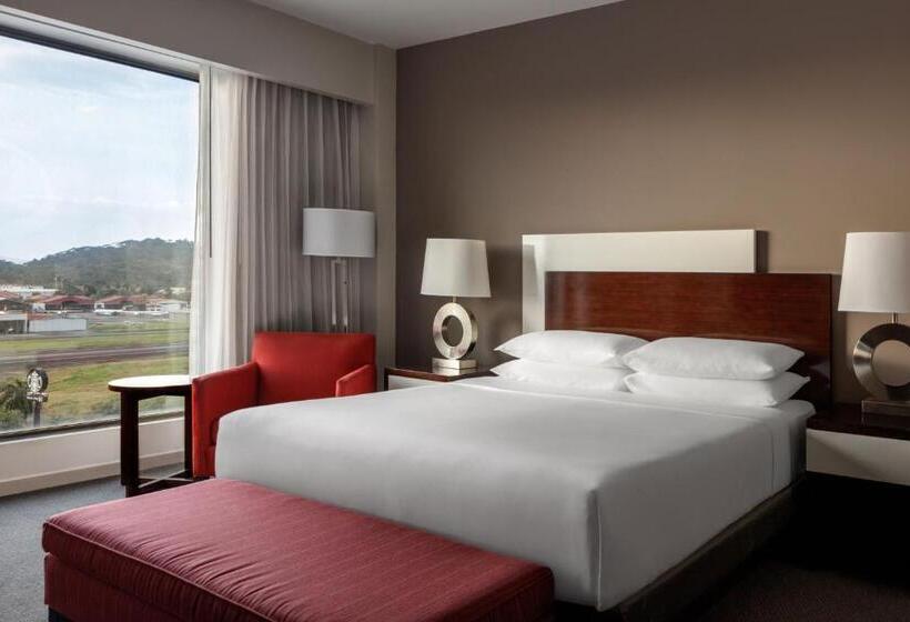 סוויטה עם נוף לעיר, Marriott Panama Hotel Albrook