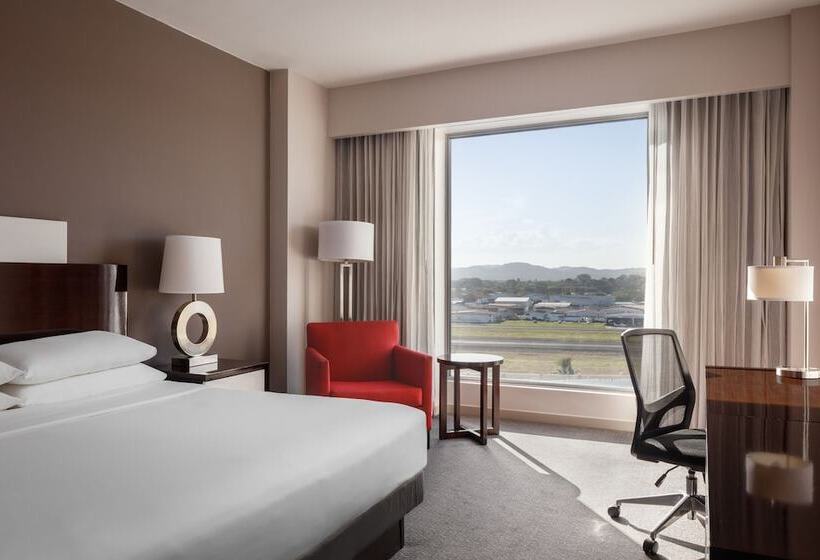 חדר דלוקס נוף לעיר, Marriott Panama Hotel Albrook