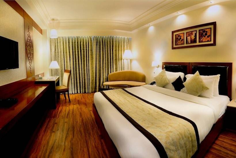 اتاق پرمیوم, Regent Grand