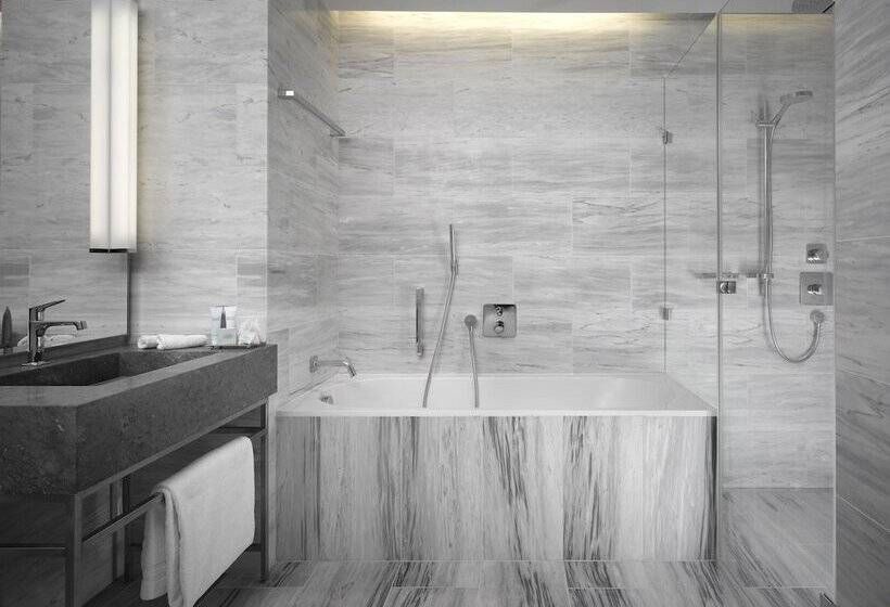 سوییت, The Emblem Prague Hotel   Preferred Hotels & Resorts