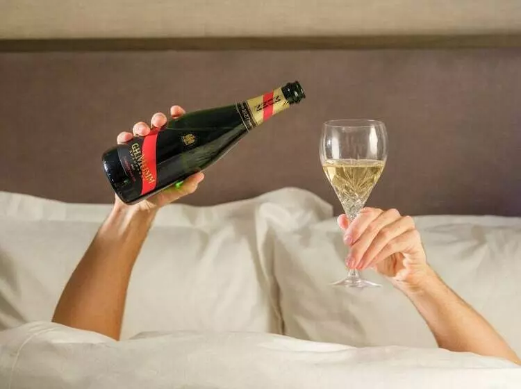 Sviitti, The Emblem Prague Hotel Preferred Hotels & Resorts