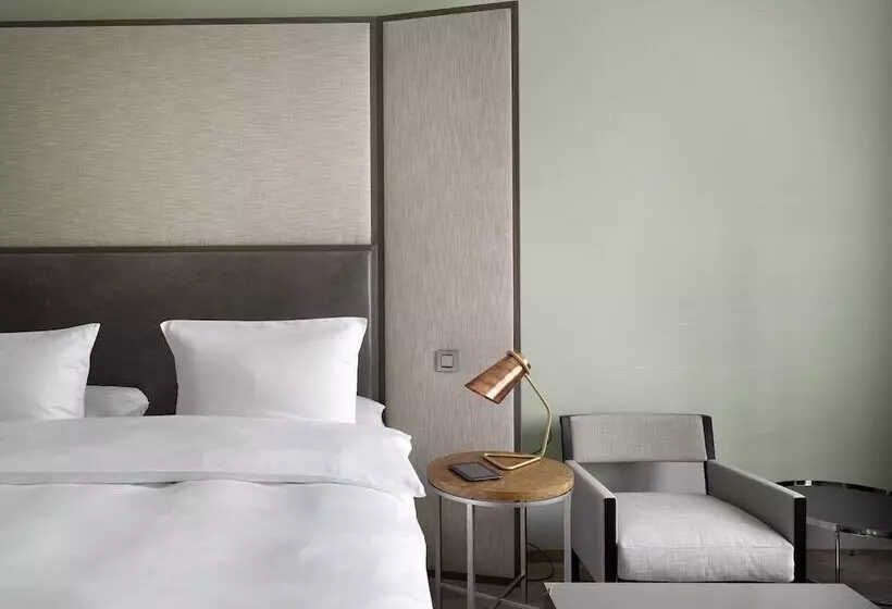 Sviitti, The Emblem Prague Hotel Preferred Hotels & Resorts
