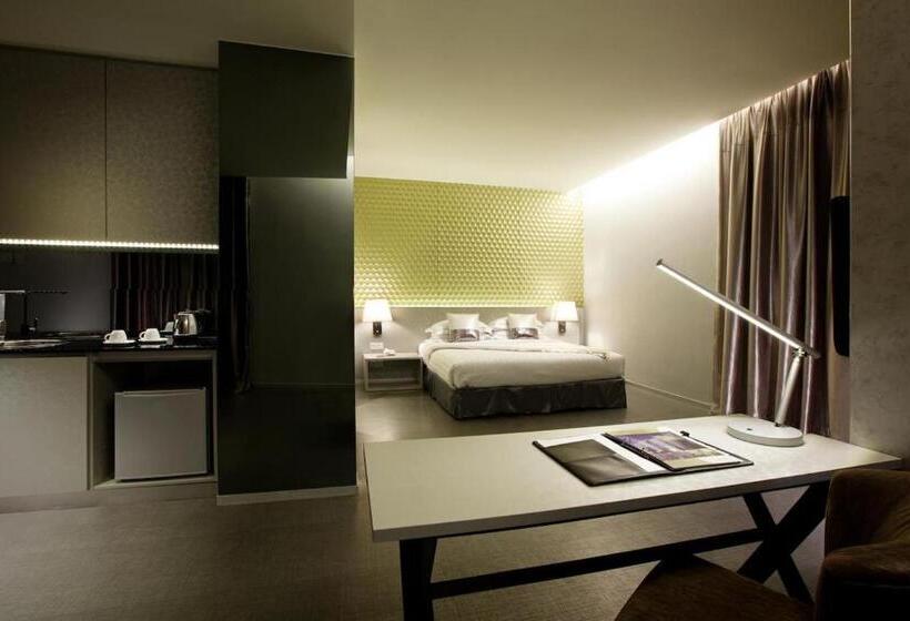 سوییت جونیور, Vivatel Kuala Lumpur