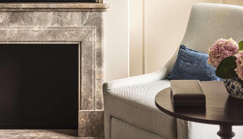 주니어 스위트 킹사이즈 침대, Waldorf Astoria Amsterdam