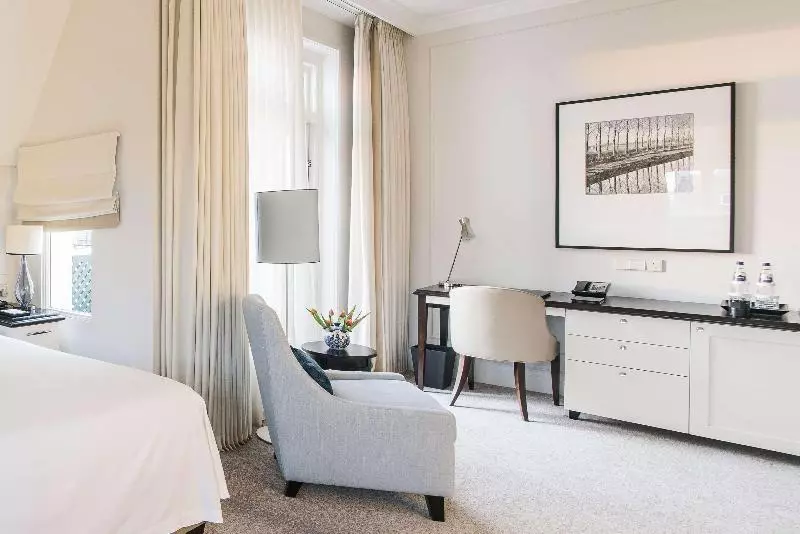 Premium Room, Waldorf Astoria Amsterdam