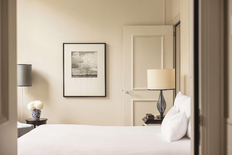 스위트 킹사이즈 침대, Waldorf Astoria Amsterdam