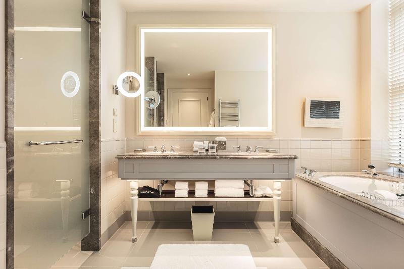 스위트 킹사이즈 침대, Waldorf Astoria Amsterdam