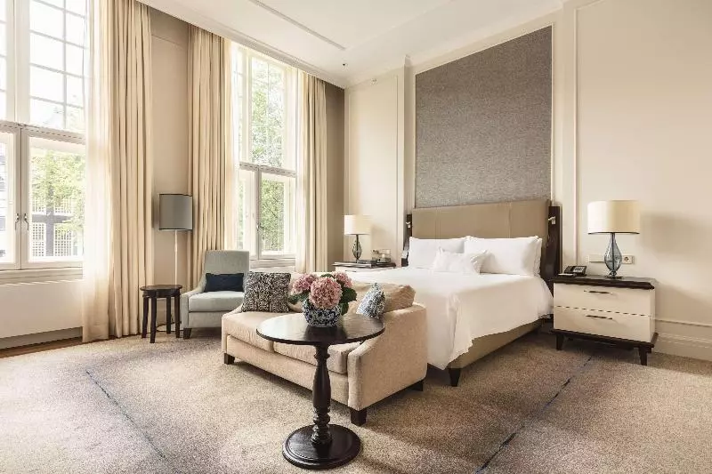Junior Suite King Bed, Waldorf Astoria Amsterdam