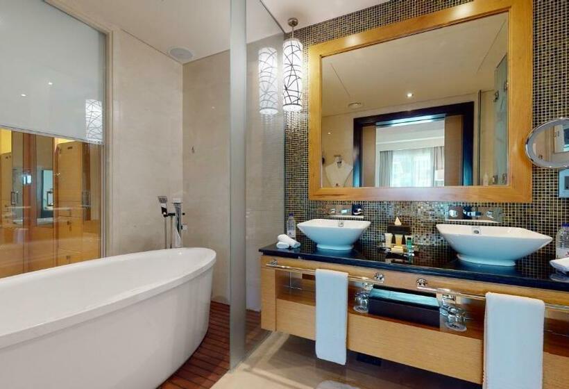 سوییت اجرایی, Marriott Hotel Al Jaddaf, Dubai