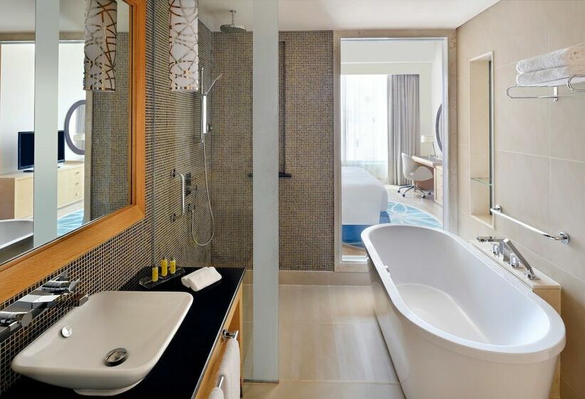 اتاق لوکس, Marriott Hotel Al Jaddaf, Dubai