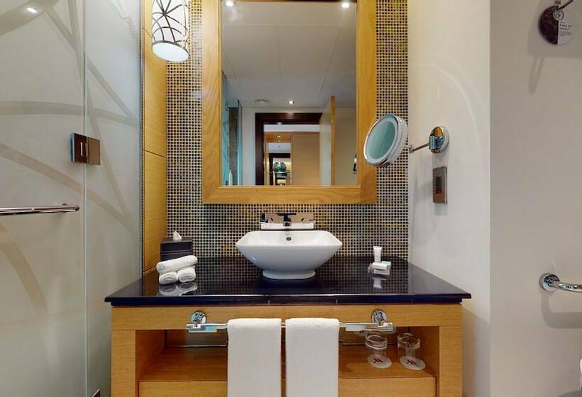 اتاق اجرایی, Marriott Hotel Al Jaddaf, Dubai