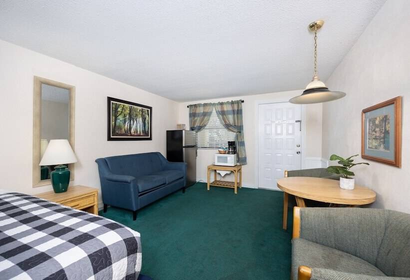 إستوديو قياسى, Steinhatchee River Inn And Marina