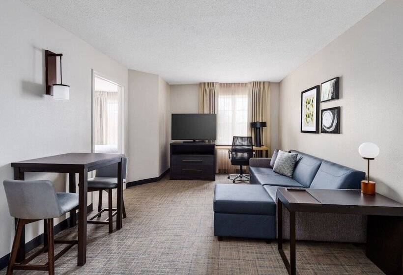 جناح, Residence Inn Hartford Rocky Hill