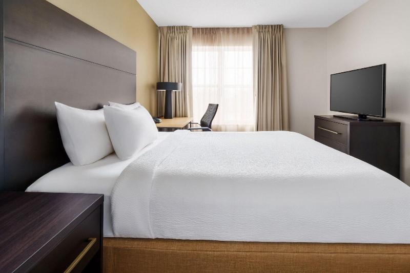 جناح, Residence Inn Hartford Rocky Hill