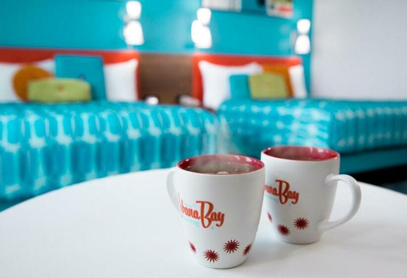 带观景的标准间, Universal's Cabana Bay Beach Resort