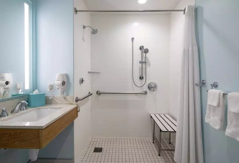身障者適用スタンダードルーム, Universal Cabana Bay Beach Resort