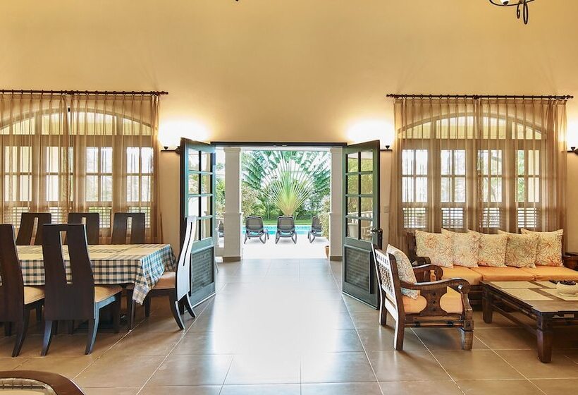 ویلای 4 خوابه, Villa Deluxe At Ocean Village