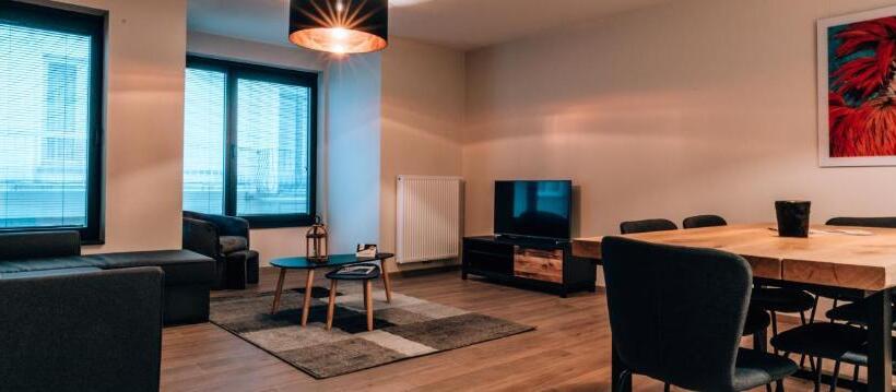 带1个卧室的带阳台的公寓, Appartementen By Wp Hotels