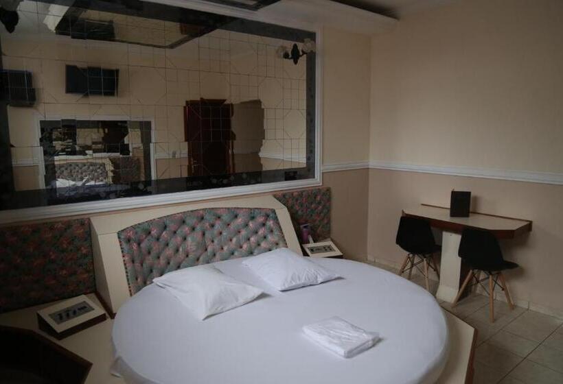 エコノミールーム, Desejo Motel