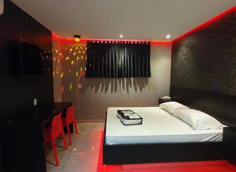 스탠다드 룸 킹사이즈 침대, Desejo Motel