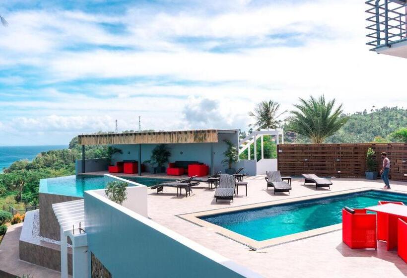 سوییت لوکس, Av Suites