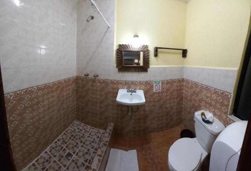 اتاق استاندارد سه نفره, Nakbé Atitlán