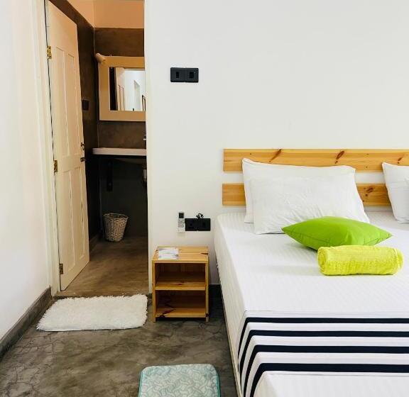 Номер Стандарт, Mahagedara Dickwella